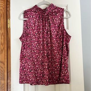 White House Black Market pink tank